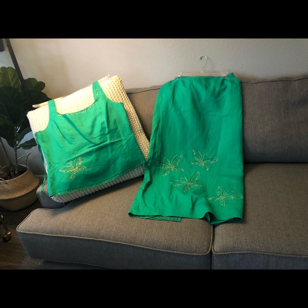 Jessica Howard green top with matching skirt